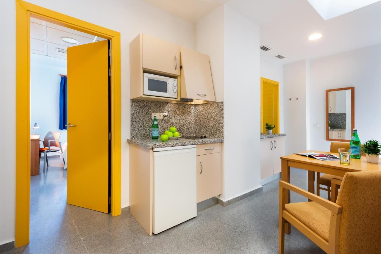 Micampus Estanislao Del Campo, Student Residence Sevilla Exterior foto